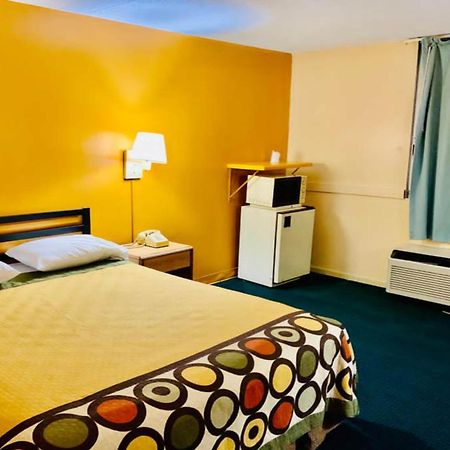 Red Carpet Inn & Suites Lima -Listing Partner Bagian luar foto