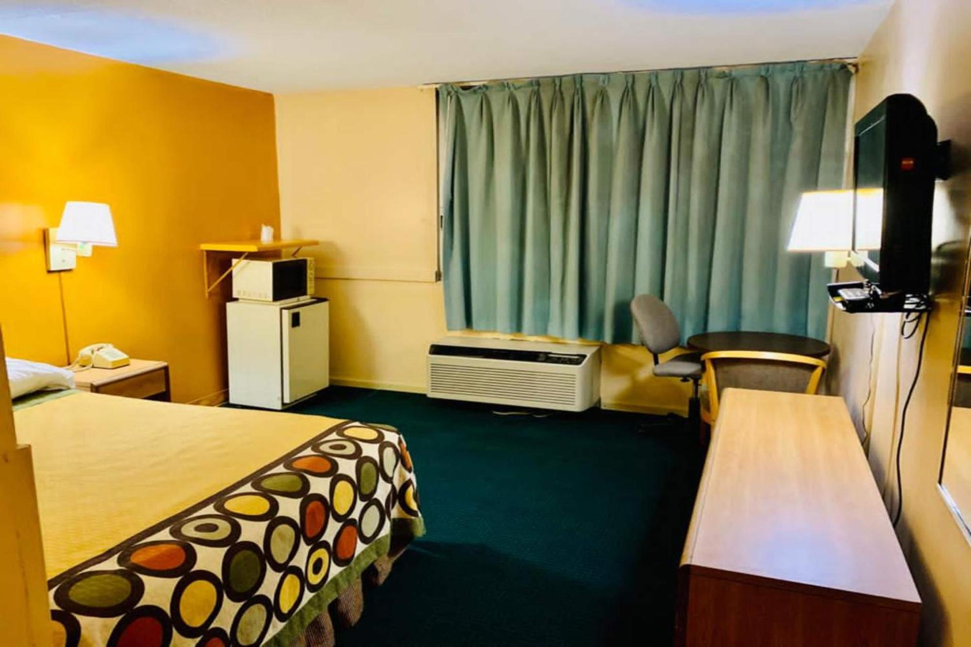 Red Carpet Inn & Suites Lima -Listing Partner Bagian luar foto