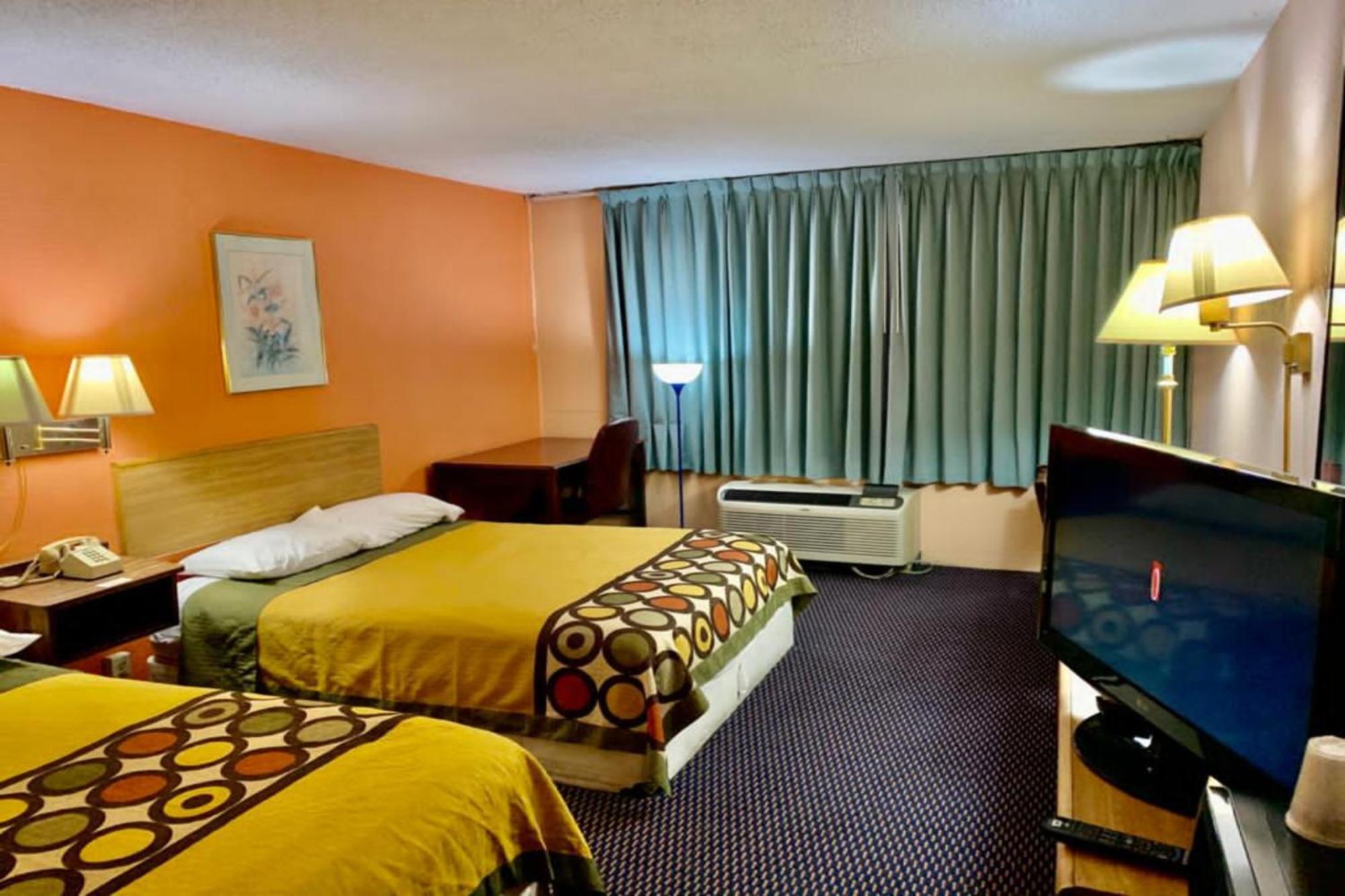 Red Carpet Inn & Suites Lima -Listing Partner Bagian luar foto