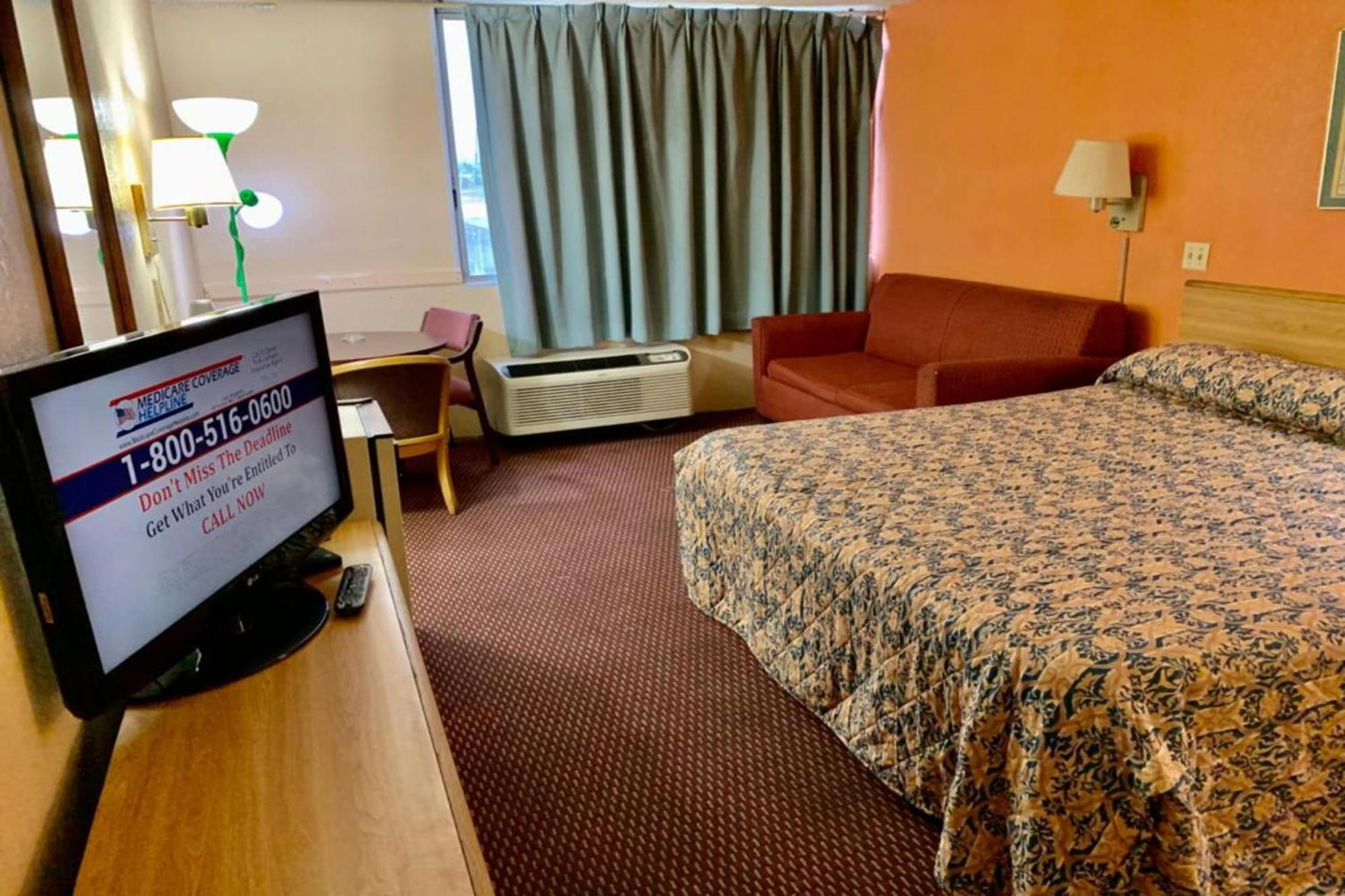 Red Carpet Inn & Suites Lima -Listing Partner Bagian luar foto
