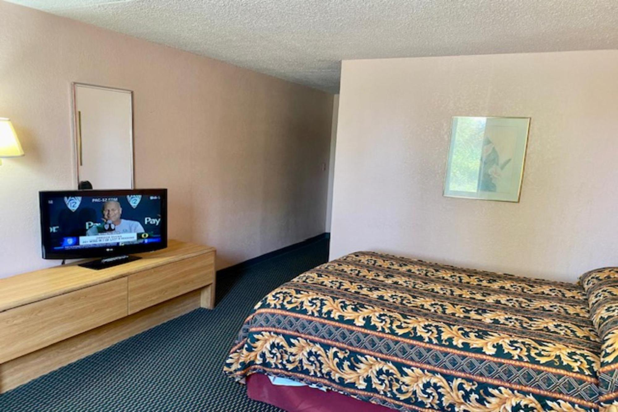 Red Carpet Inn & Suites Lima -Listing Partner Bagian luar foto